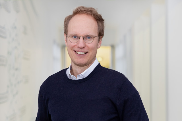 Fabian Malms ist Projektleiter des KI.NRW Flagship-Projekts ZERTIFIZIERTE KI